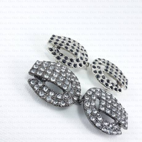 Ozdobne zapięcie  - metalowe nr 1579