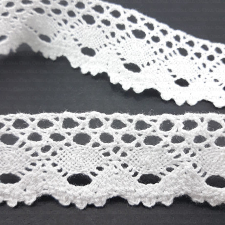 Cotton lace 30mm/1 yard various colours 2569