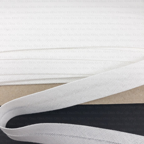 White, black cotton trimming 18mm / 20m 2590