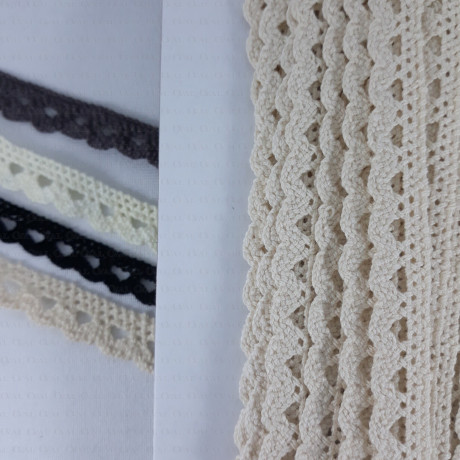 Cotton lace 11mm/1y 2572