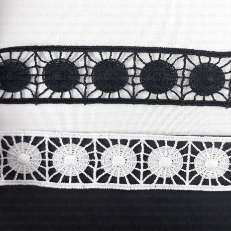 Guipure lace trim 30mm/1 or 20m white and black 2406