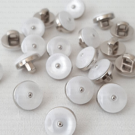 Plastic button 11mm /10 or 200 pcs 741