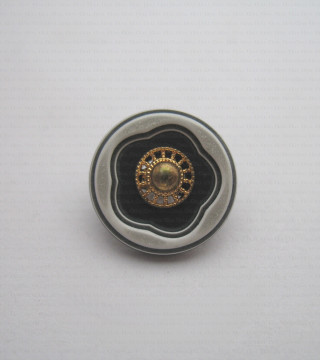 Guzik plastikowy 17x10mm nr.598