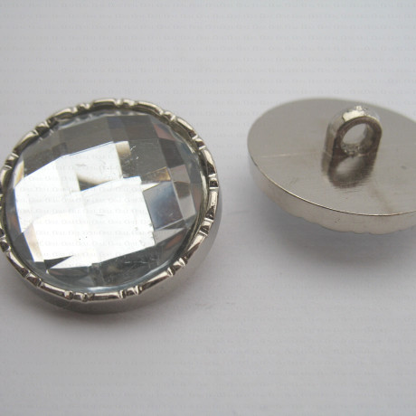 Plastic button 25mm no. 611