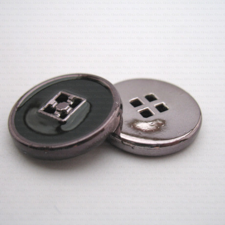 Plastic button 21mm no. 631