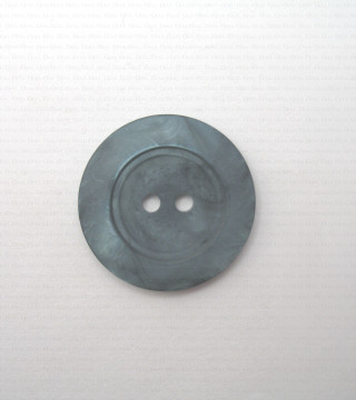 Polyester button 28mm no. 635