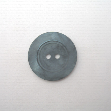 Polyester button 28mm no. 635