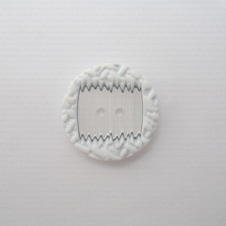 Polyester button 26mm no. 643