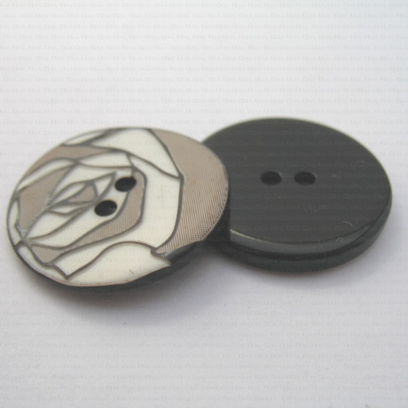 Polyester button 25mm no. 644