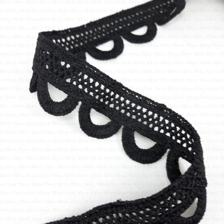 Guipure lace trim 30mm/1m 1981