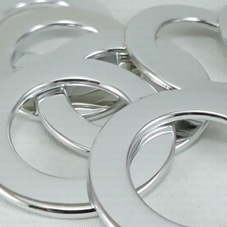 Kółko plastikowe błyszczące srebro  2846