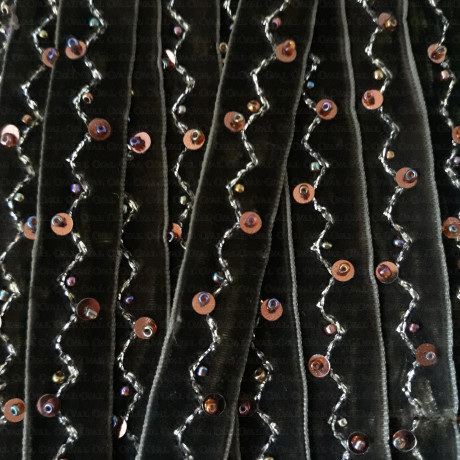 Taśma ozdobna mm 1m.b. nr: 