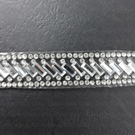 Taśma termo zkamieniami 13mm/1yard 1818