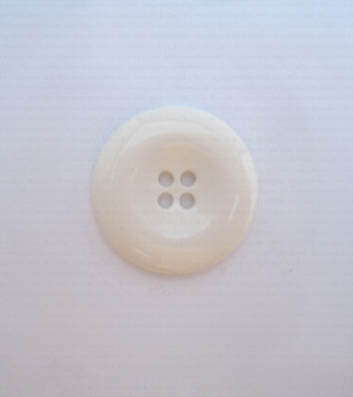 Polyester button 25mm no. 658