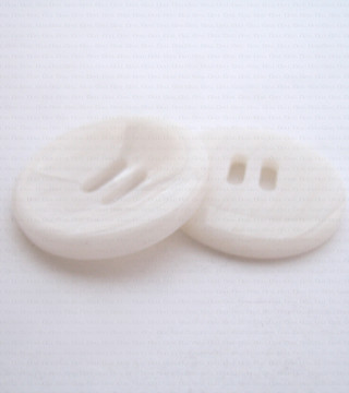Plastic button 25mm no. 663
