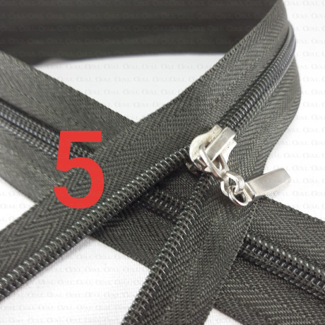 Separating zips 55cm various colours 1966