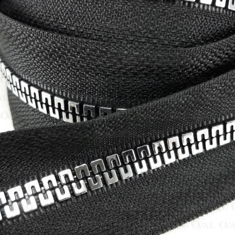 Zamki 65cm plastikowe 2980