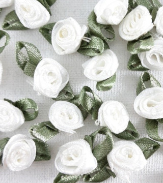 Różyczka Atłasowa 18mm nr: 