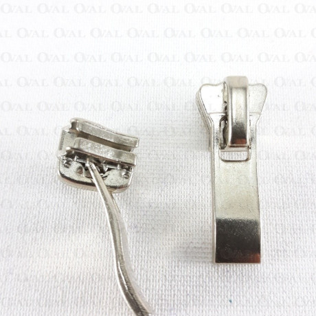 Machine for 5 coil zippers No. 2476