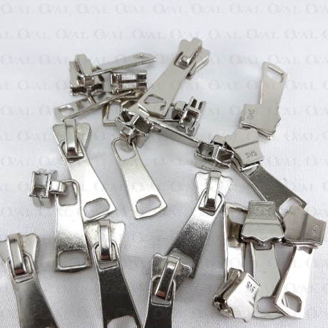 Machine for 5 mm coil zipper, no. 3021