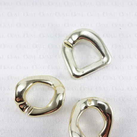 Łańcuch plastikowy 28mm x33mm  2033