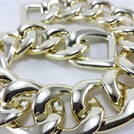 Łańcuch plastikowy 28mm x33mm  2033