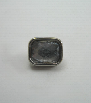 Guzik plastikowy Pakiet 10szt. 8x10mm nr 846