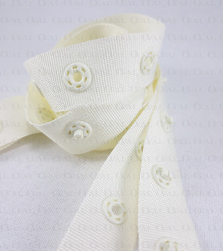 Zatrzaski na taśmie ecru KOMPLET   nr 3145