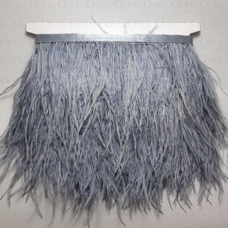 Feathers on grey tape 11cm 3180