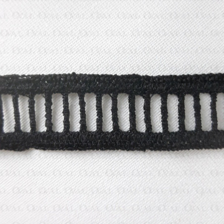 Guipure lace 17 mm / 14 m black 3225
