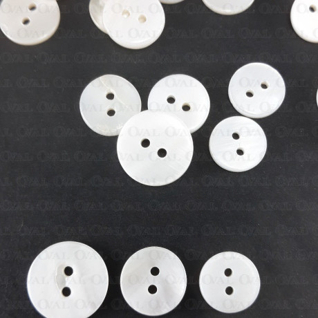 White buttons made of natural shell 9, 10, 11, 13, 15 mm / 10 or 200 pcs 3227