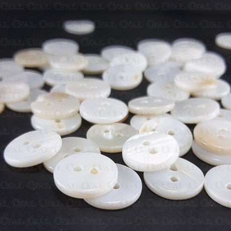 Guzik z naturalnej muszli  3227