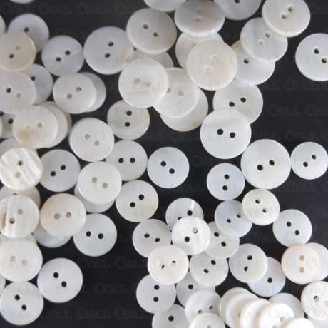 White buttons made of natural shell 9, 10, 11, 13, 15 mm / 10 or 200 pcs 3227