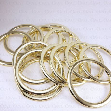 Golden plastic ring 60mm/1pc 3247