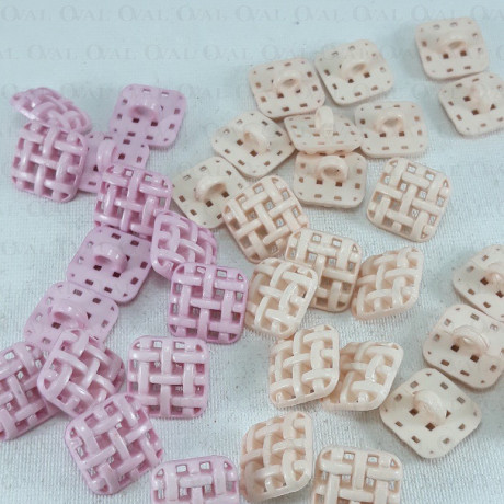 Guzik plastikowy 12 x12mm  nr.597