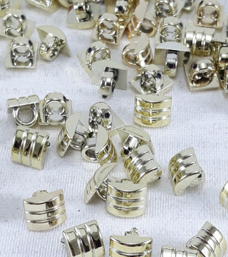 Guzik plastikowy  10 lub 144szt.  3294