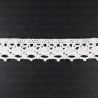 Cotton lace ecru 18mm/20 yards 3302