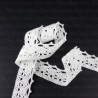 Cotton lace ecru 18mm/20 yards 3302