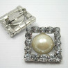 Decorative brooch with pearl no. 775