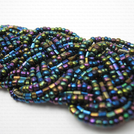 Decorative applique, iridescent beads no. 762