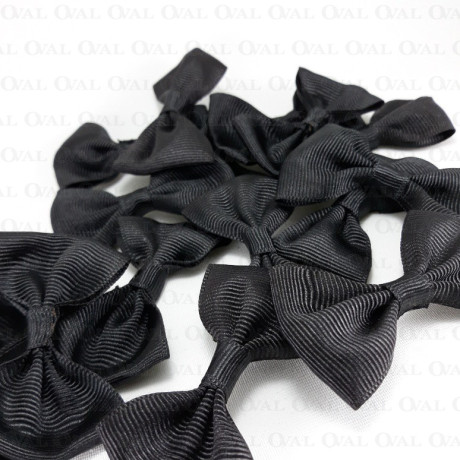 Cockade made from grosgrain ribbon 2018