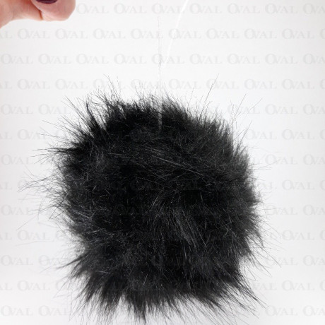 Pompony 13cm czerń 3468