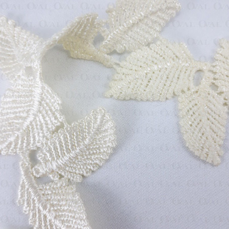 Lace 50mm /1y ecru 3500