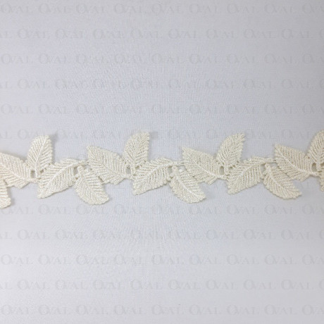 Lace 50mm /1y ecru 3500
