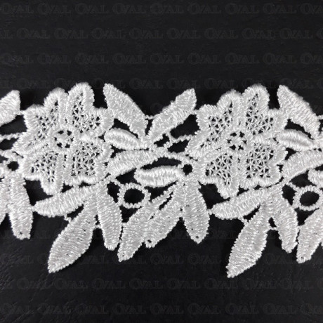 Koronka 55mm /1y  biel śmietana 3505