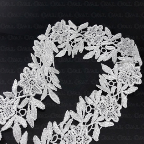 Koronka 55mm /1y  biel śmietana 3505