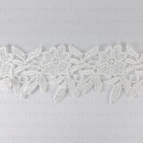 Koronka 55mm /1y  biel śmietana 3505