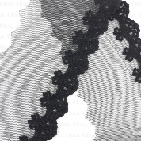 Wytrzymała koronka haft na tiulu