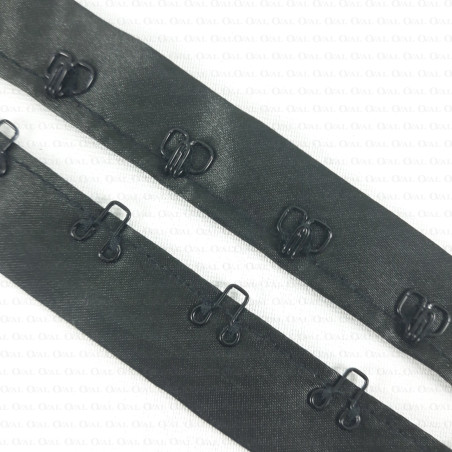 Hooks on satin tape black/1m no. 3666