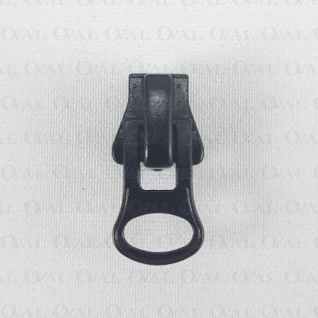 Machine for 8 mm coil zipper no. 3671